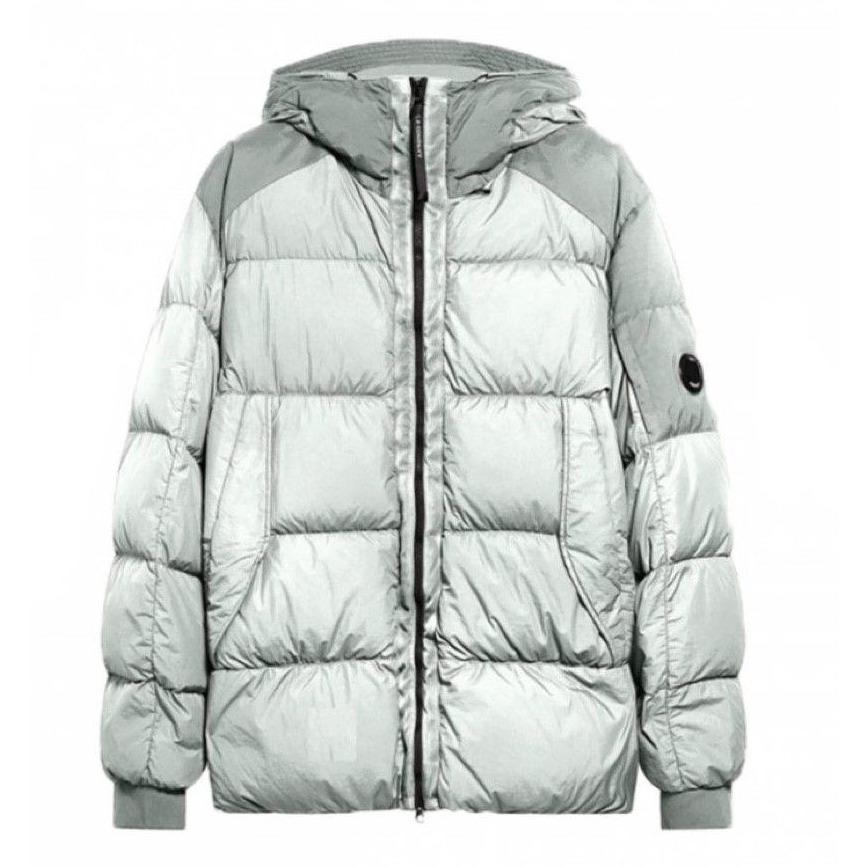 CP COMPANY TAYLON L HOODED LENS JACKET IN QUIET GREY